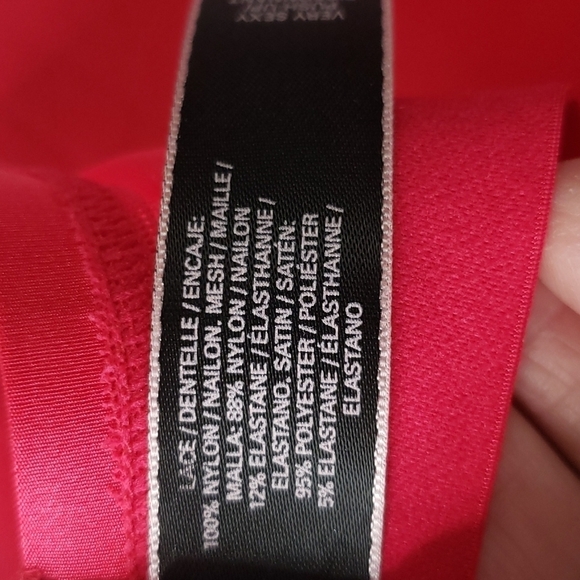 Victoria's Secret Very Sexy Push Up Pigeonnant Bra - Picture 6 of 8